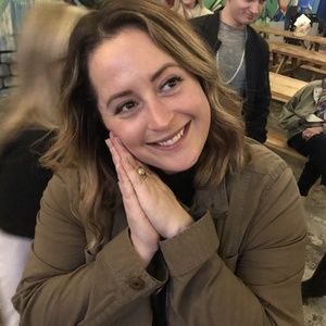 Meet your Posher, Alexandra